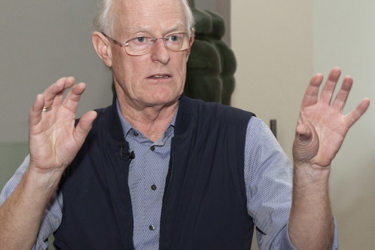 Tony_Cragg_(cropped)