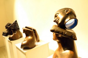 نمایشگاه+مجسمه‌های+قدرت‌الله+عاقلی+در+گالری+ساربان